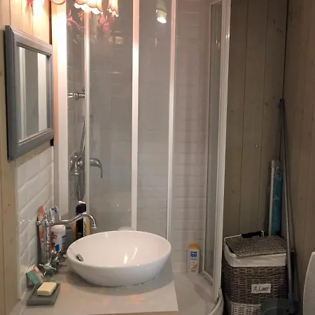 T2 Avec Balcon Et Ascenseur A - Fr-1-712-39 Appartement *